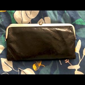 HOBO Lauren Clutch Wallet